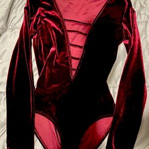 One piece velvet top